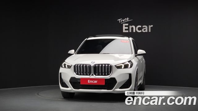 BMW iX1 (U11) xDrive 30 M Sport 2023 — фото 3