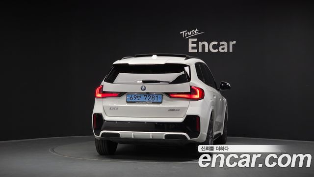 BMW iX1 (U11) xDrive 30 M Sport 2023 — фото 4