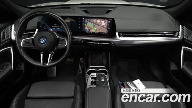 BMW iX1 (U11) xDrive 30 M Sport 2023 — фото 7