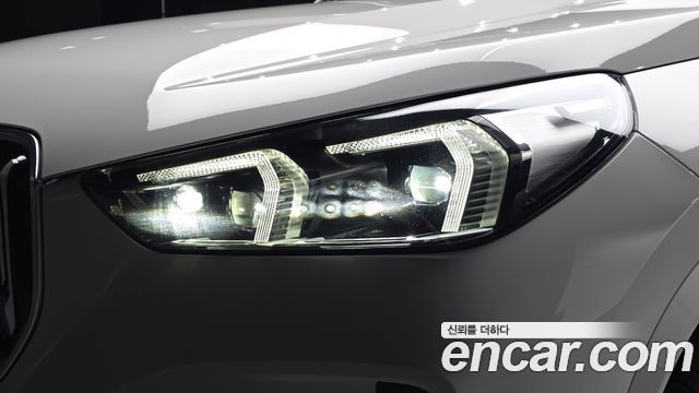 BMW iX1 (U11) xDrive 30 M Sport 2023 — фото 22