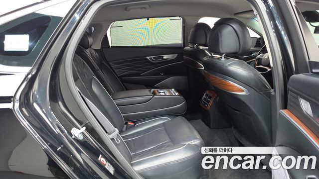 Kia K9 3.8 GDI AWD PlatinumⅡ 2019 — фото 11