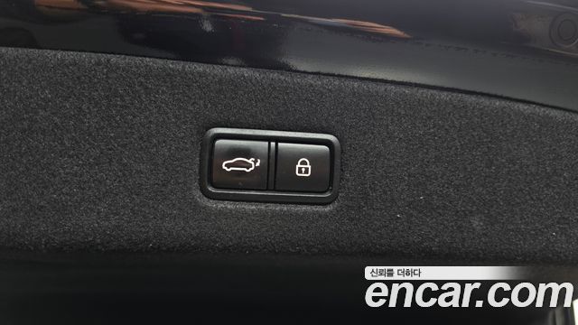 Kia K9 3.8 GDI AWD PlatinumⅡ 2019 — фото 17