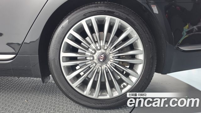 Kia K9 3.8 GDI AWD PlatinumⅡ 2019 — фото 21