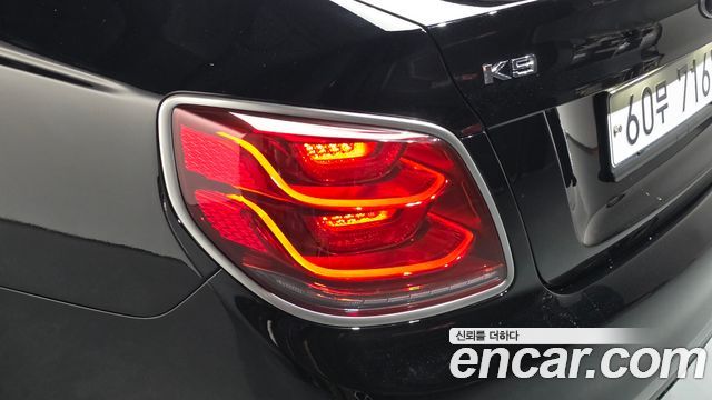 Kia K9 3.8 GDI AWD PlatinumⅡ 2019 — фото 23