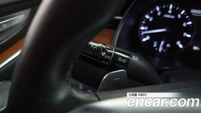Kia K9 3.8 GDI AWD PlatinumⅡ 2019 — фото 29
