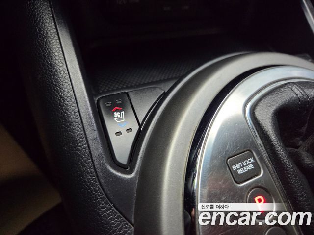 Kia Sportage R Diesel 2WD Prestige 2015 — фото 5