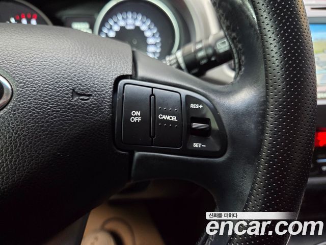 Kia Sportage R Diesel 2WD Prestige 2015 — фото 15
