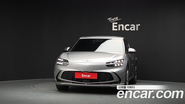 Genesis GV60 Standard AWD 2022 — фото 3