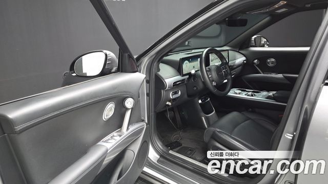 Genesis GV60 Standard AWD 2022 — фото 10