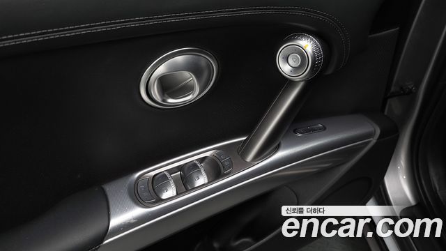 Genesis GV60 Standard AWD 2022 — фото 32