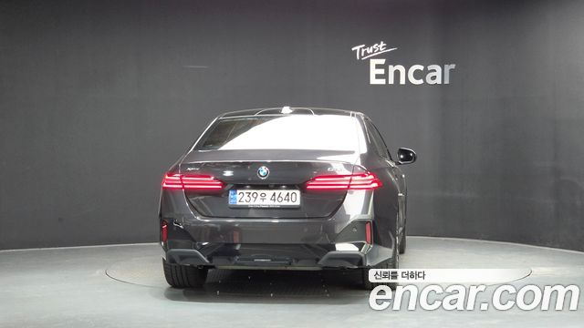 BMW 5 Series (G60) 530i xDrive M Sport 2024 — фото 4