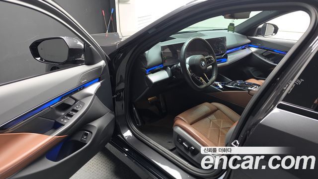 BMW 5 Series (G60) 530i xDrive M Sport 2024 — фото 10