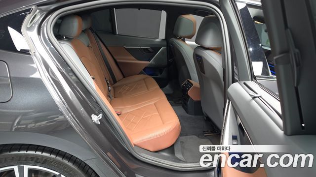 BMW 5 Series (G60) 530i xDrive M Sport 2024 — фото 11