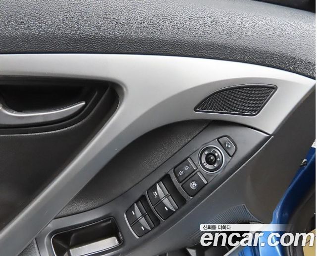 Hyundai Avante 1.6 VGT Modern Standard 2014 — фото 17