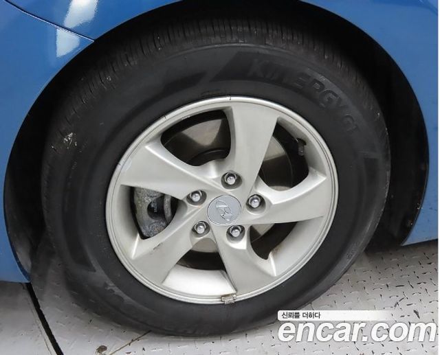 Hyundai Avante 1.6 VGT Modern Standard 2014 — фото 23