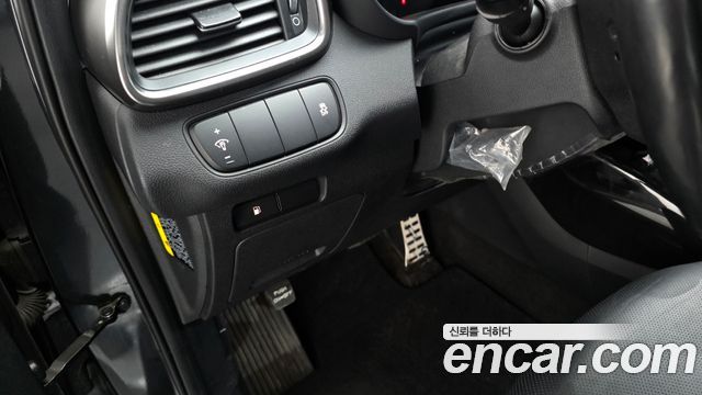 Kia Sorento Diesel 2.0 2WD Prestige 2017 — фото 19
