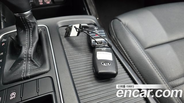 Kia Sorento Diesel 2.0 2WD Prestige 2017 — фото 29