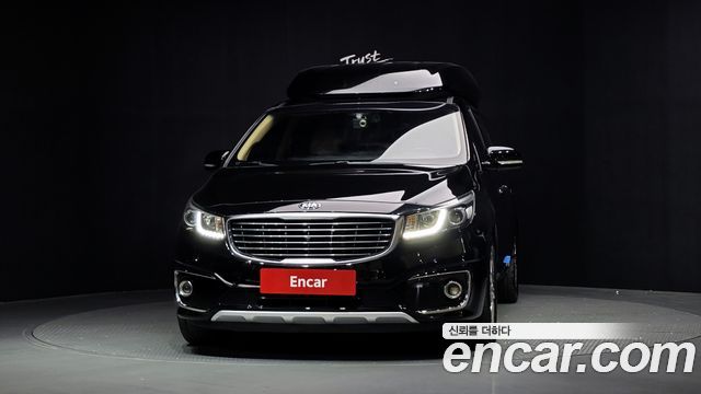 Kia Carnival 7-seater Hi-limousine VIP 2018 — фото 3