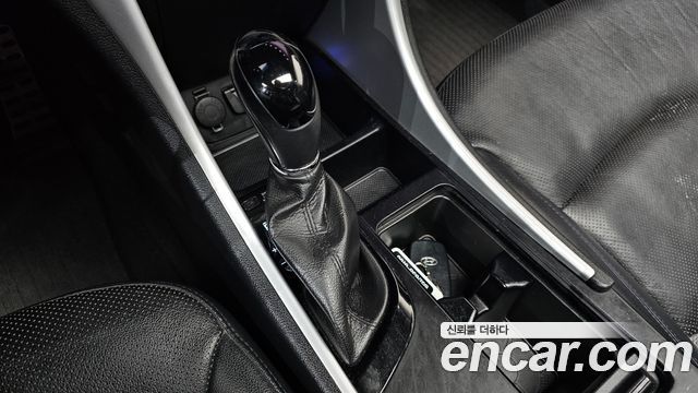 Hyundai Sonata Hybrid 2.0 Premium 2014 — фото 9