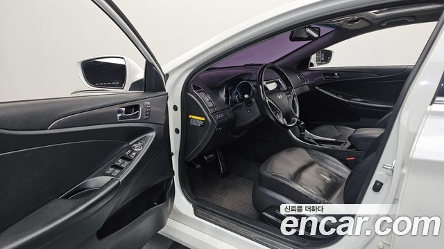 Hyundai Sonata Hybrid 2.0 Premium 2014 — фото 10