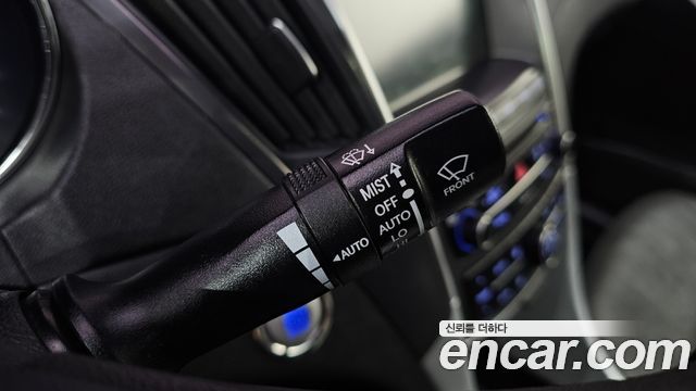 Hyundai Sonata Hybrid 2.0 Premium 2014 — фото 16