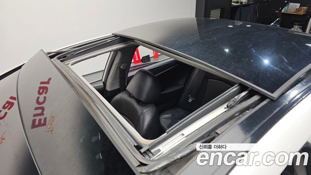 Hyundai Sonata Hybrid 2.0 Premium 2014 — фото 20