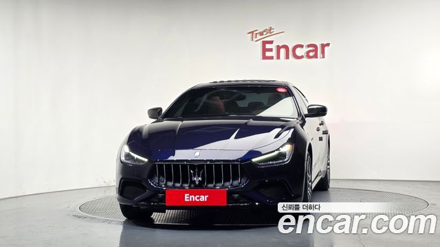 Maserati Ghibli 3.0 GranSport 3rd 2019 — фото 3