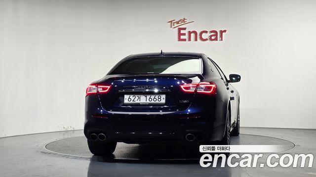 Maserati Ghibli 3.0 GranSport 3rd 2019 — фото 4