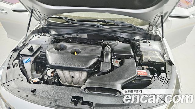 Kia K5 (II) LPI MX Prestige 2016 — фото 24