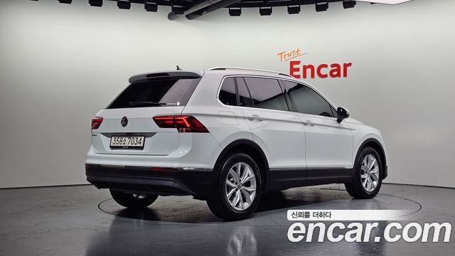 Volkswagen Tiguan (II) 2.0 TDI Premium 2020 — фото 2