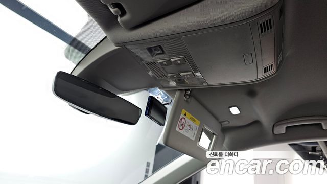 Volkswagen Tiguan (II) 2.0 TDI Premium 2020 — фото 19
