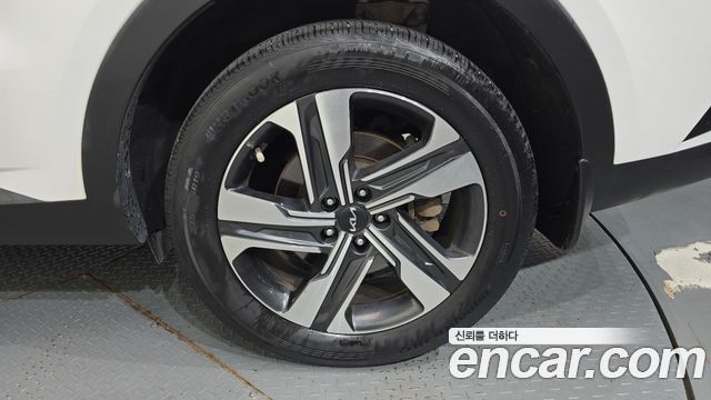 Kia Sorento (IV) HEV 1.6 2WD Noblesse 2022 — фото 21