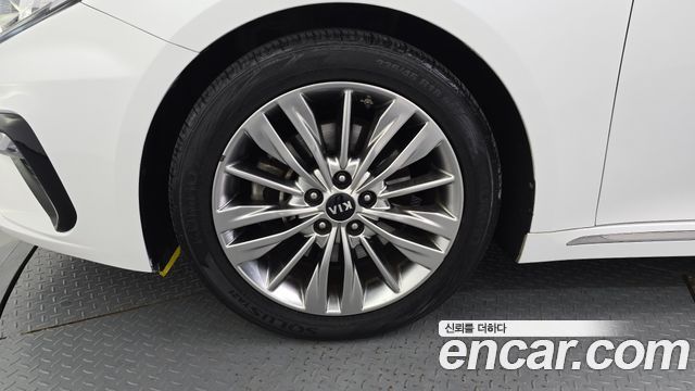 Kia K5 (II) 2.0 Prestige 2019 — фото 5
