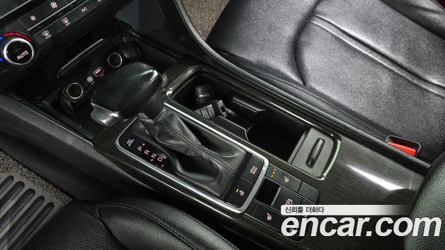 Kia K5 (II) 2.0 Prestige 2019 — фото 9