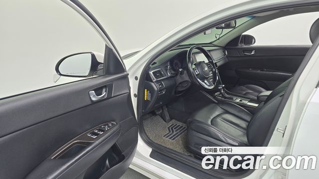 Kia K5 (II) 2.0 Prestige 2019 — фото 10