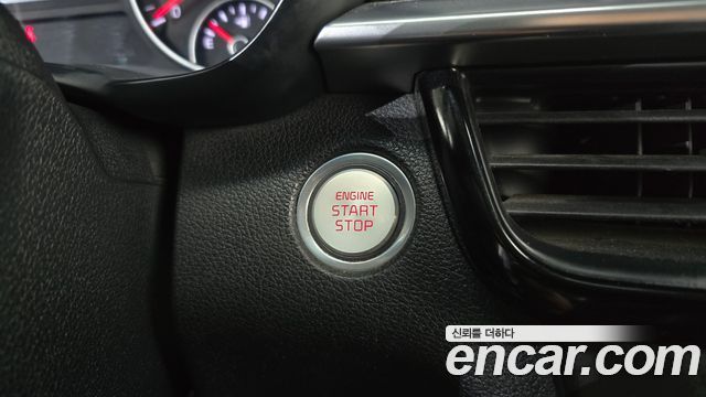 Kia K5 (II) 2.0 Prestige 2019 — фото 30