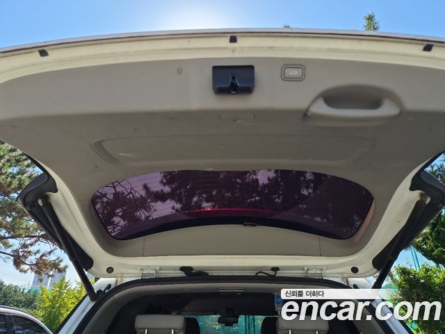 Kia Carnival 7-seater Limousine Magic Space 2018 — фото 19