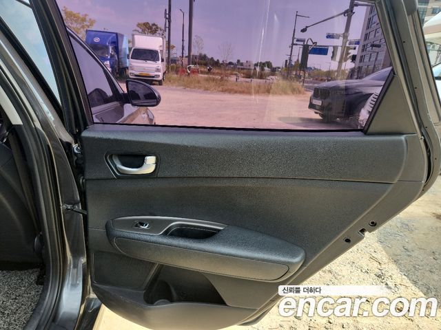 Kia K5 (II) 2.0 Luxury 2019 — фото 12