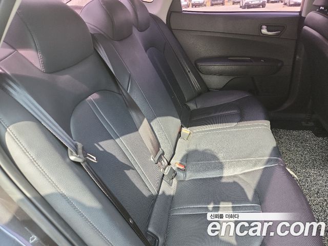 Kia K5 (II) 2.0 Luxury 2019 — фото 13