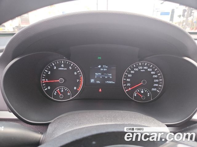 Kia K5 (II) 2.0 Luxury 2019 — фото 20