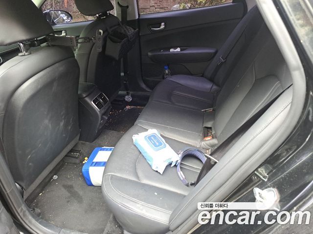 Kia K5 (II) 2.0 MX Style Edition 2018 — фото 21
