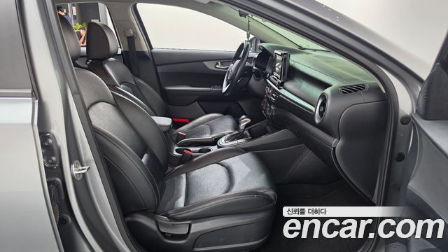 Kia K3 Standard 2021 — фото 11