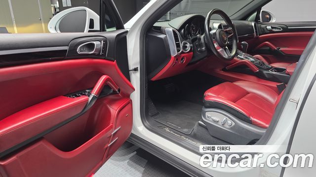 Porsche Cayenne 3.0 Diesel Platium Edition 958 2017 — фото 10
