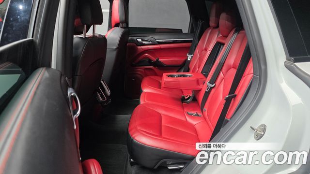 Porsche Cayenne 3.0 Diesel Platium Edition 958 2017 — фото 12
