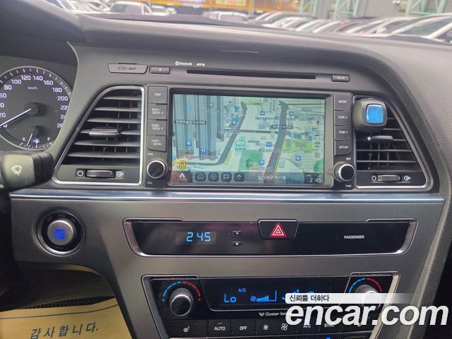 Hyundai Sonata (LF) LPI Premium Special 2015 — фото 24
