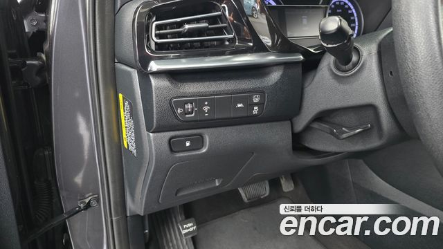 Kia Niro 1.6 HEV Luxury 2020 — фото 19
