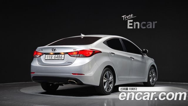 Hyundai Avante 1.6 GDi 10 Million Limited Standard 2016 — фото 2