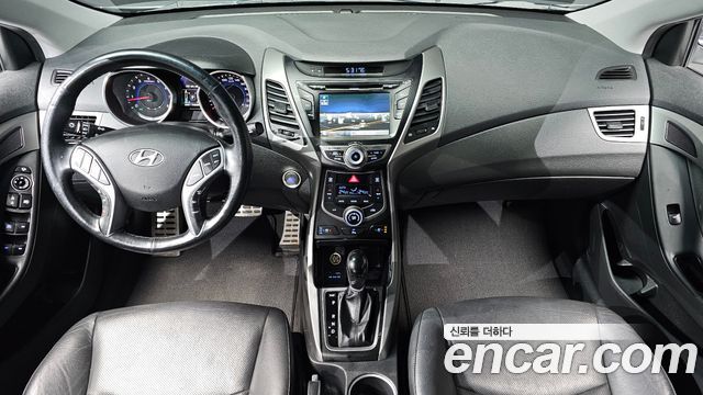 Hyundai Avante 1.6 GDi 10 Million Limited Standard 2016 — фото 7