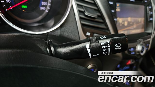 Hyundai Avante 1.6 GDi 10 Million Limited Standard 2016 — фото 27