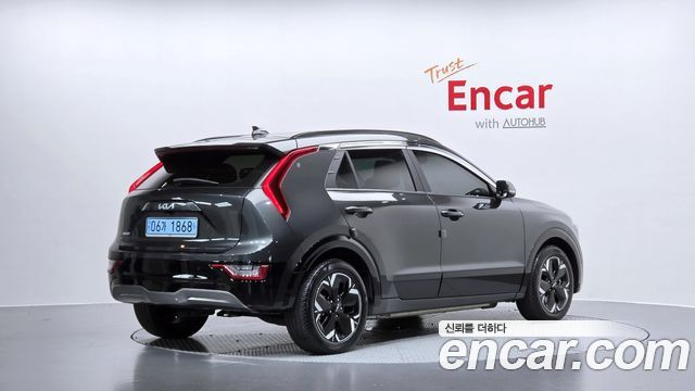 Kia Niro EV Earth 2024 — фото 2